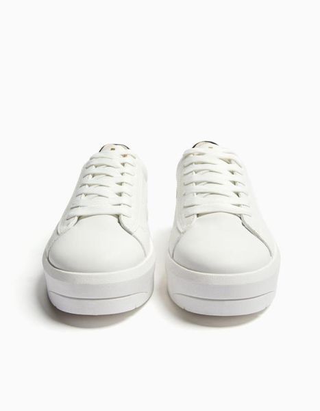 Кросівки Bershka пд9067 білі 2200000277916 фото